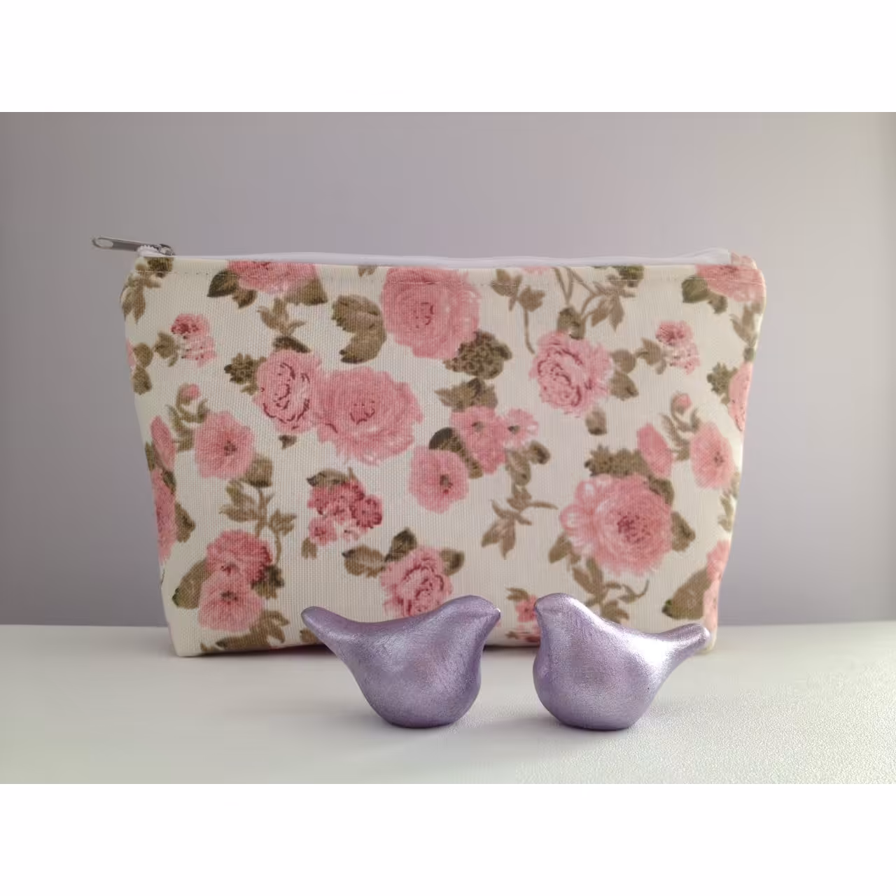 کیف لوازم آرایش آنام طرح گل صورتی