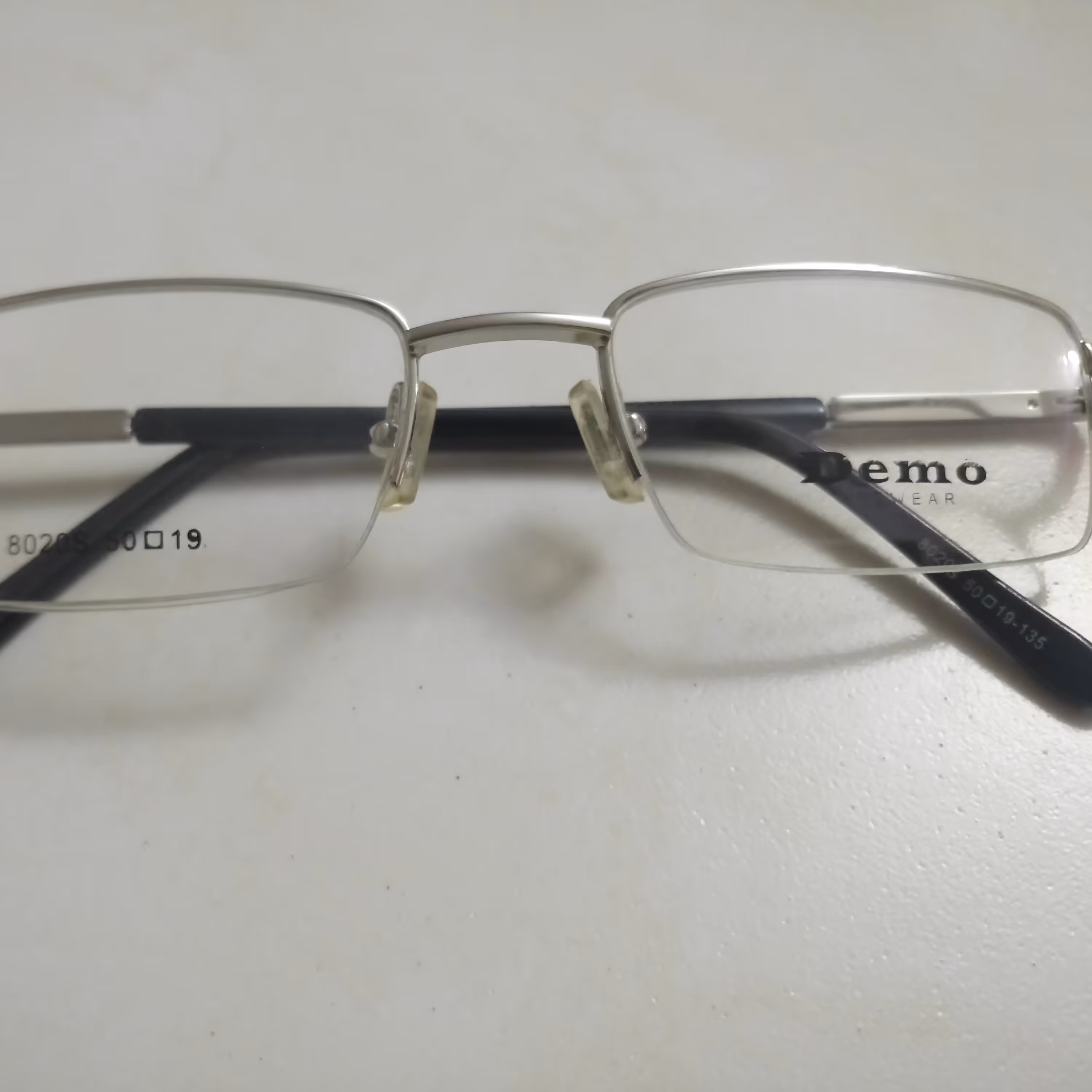 فریم عینک طبی کد09