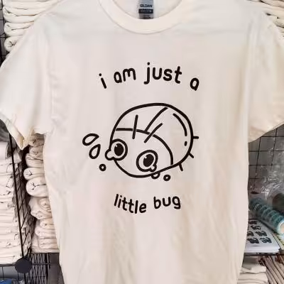 تیشرت سفید اسپان طرح کفشدوزک