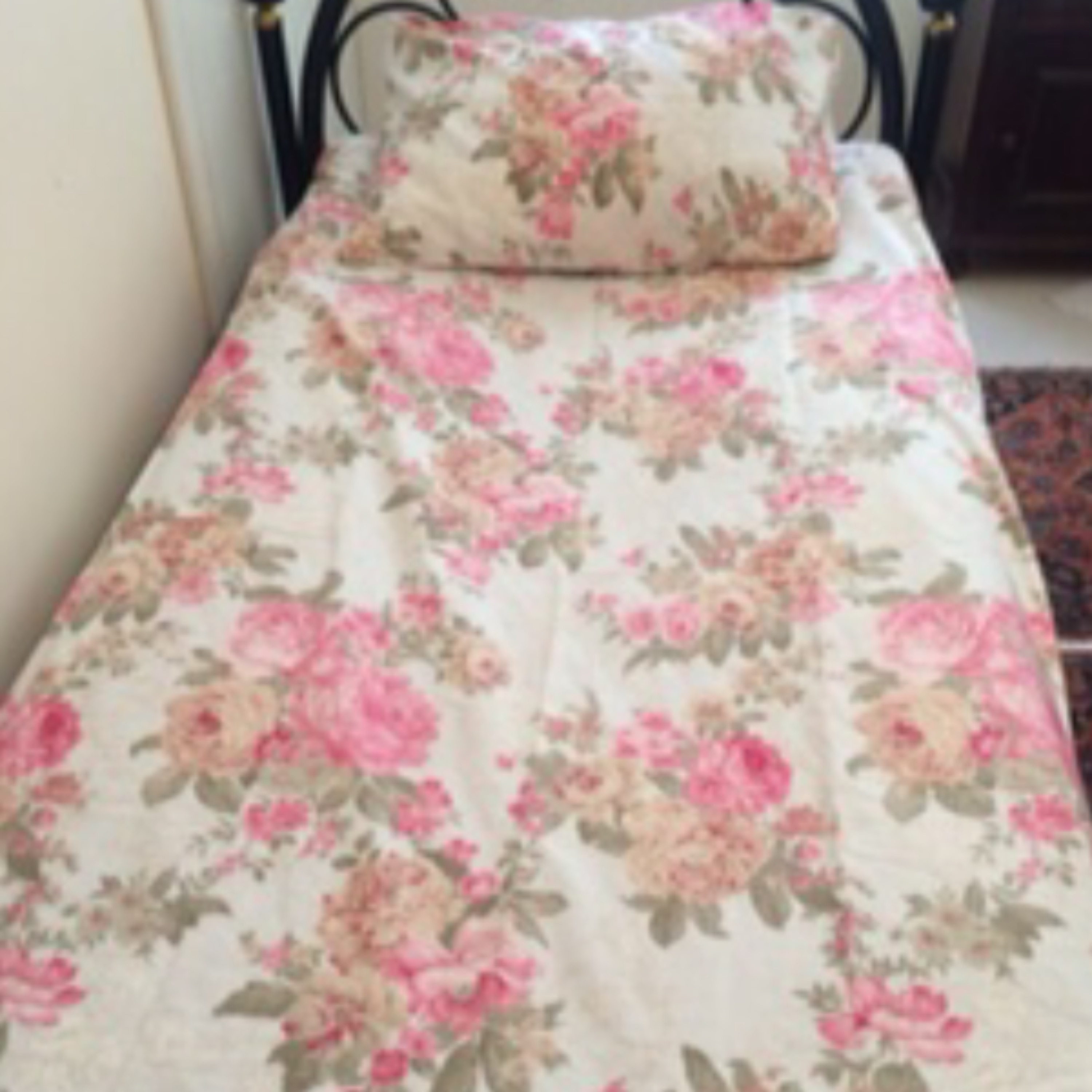 ملحفه روتختی و روبالشی یک نفره