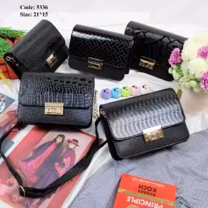 پاسپورتی ورنی زنانه