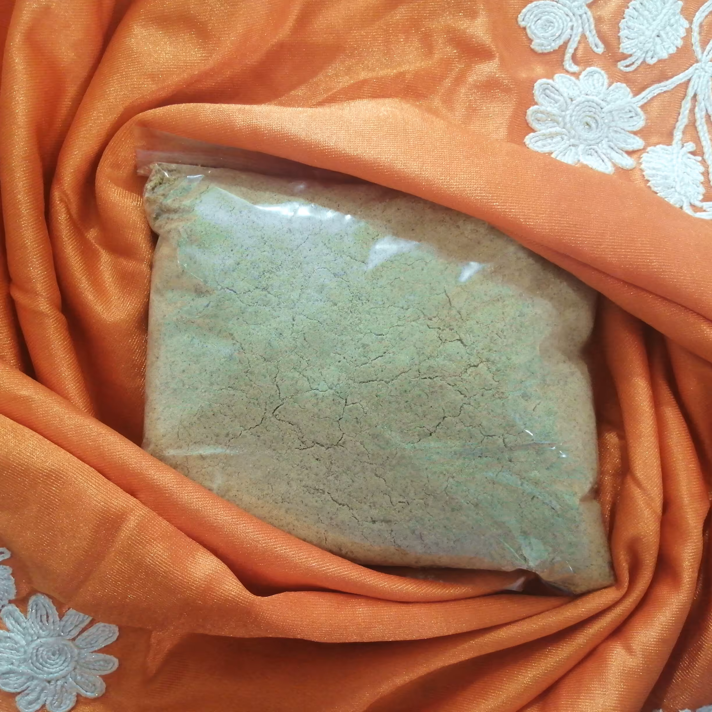 قاووت (قوتو) چهار مغز   (500 گرم) 