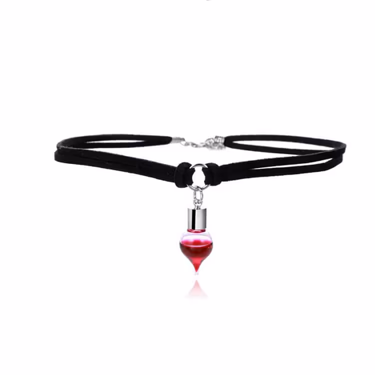 گردنبند قطره خون