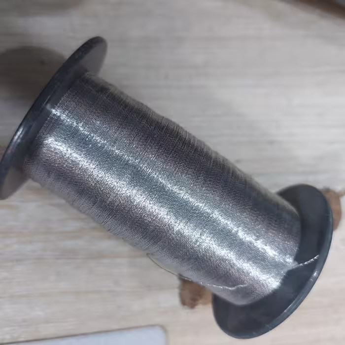 نخ گلابتون نقره ای قرقره ای 