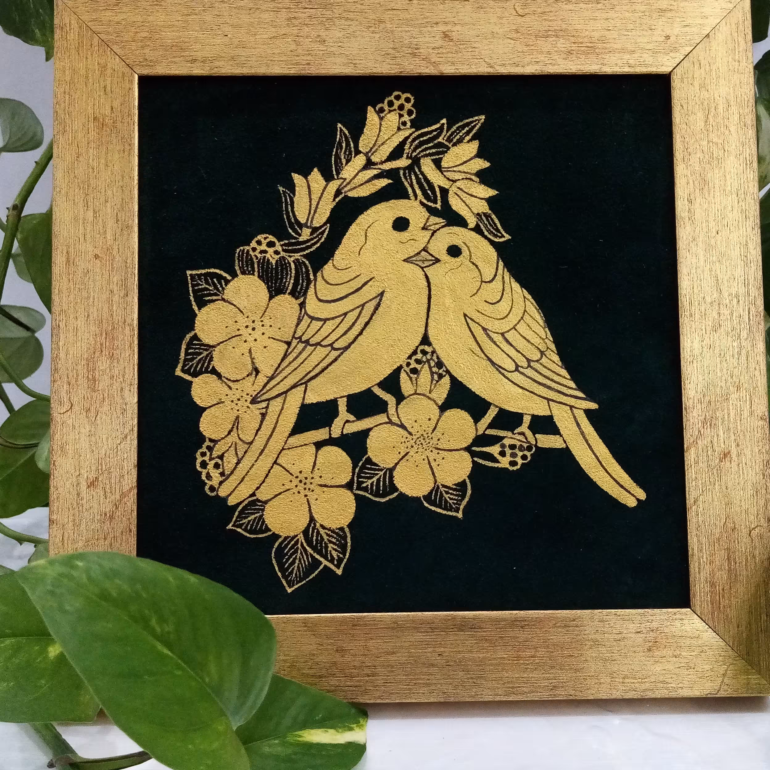 قاب نقاشی طلا طرح پرنده 2