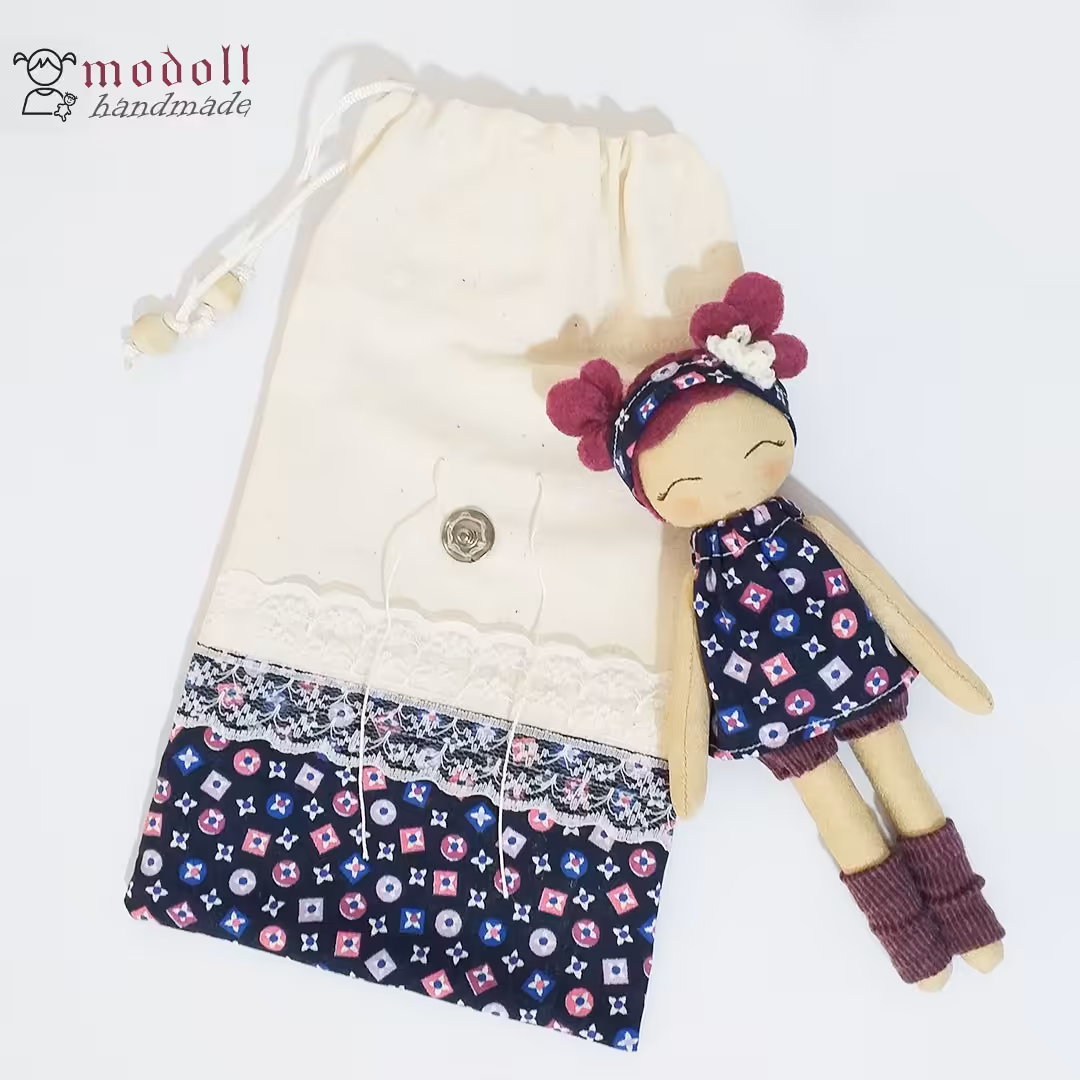 هدیه روز دختر کیف عروسکی پارچه ای 25 سانتیمتری با عروسک جداشونده  20 سانتیمتری کد 02