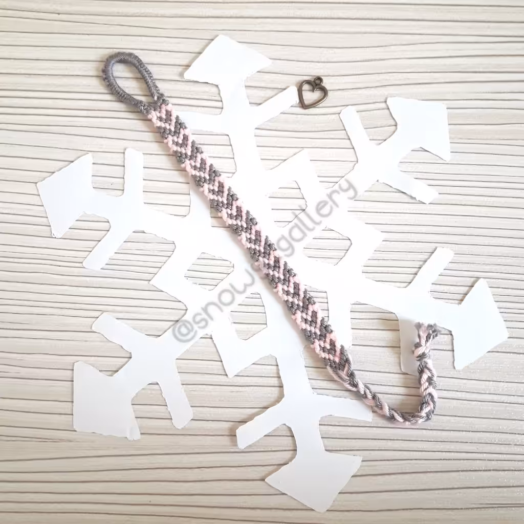 دستبند دوستی طرح قلب