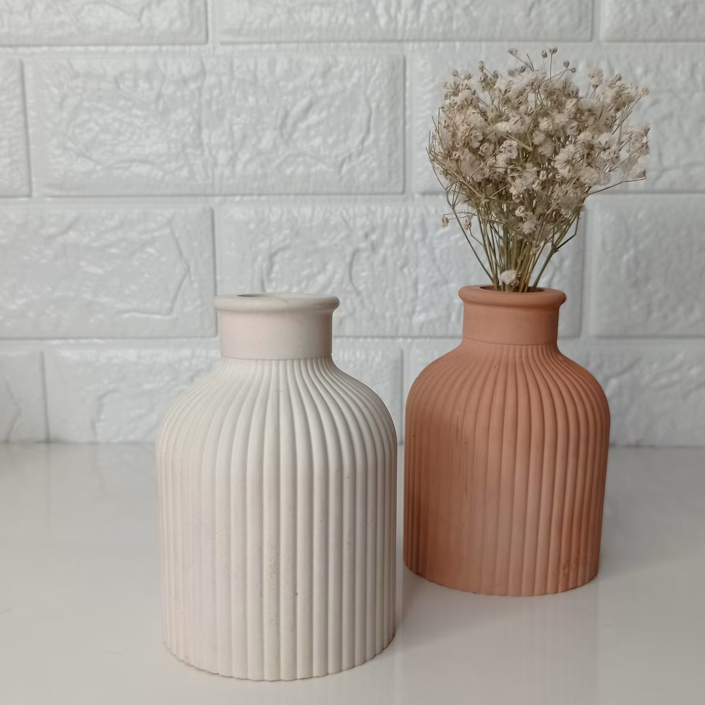 گلدون شیار دار    