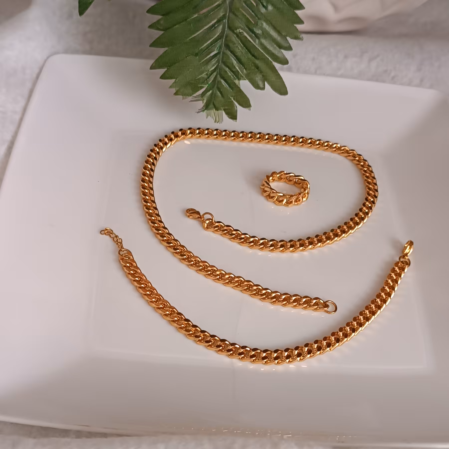 ست کارتیر آلومینیوم رنگ ثابت گردنبند ودستبندوانگشتر