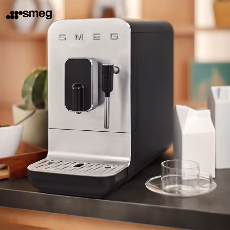 اسپرسوساز اتوماتیک مشکی اسمگ مدل  SMEG BCC02
