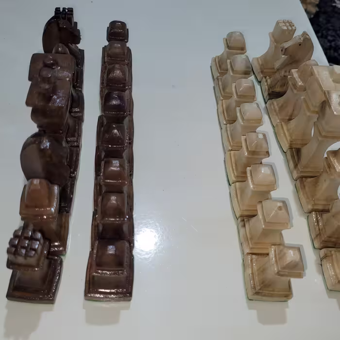 مهره شطرنج سفید چوب