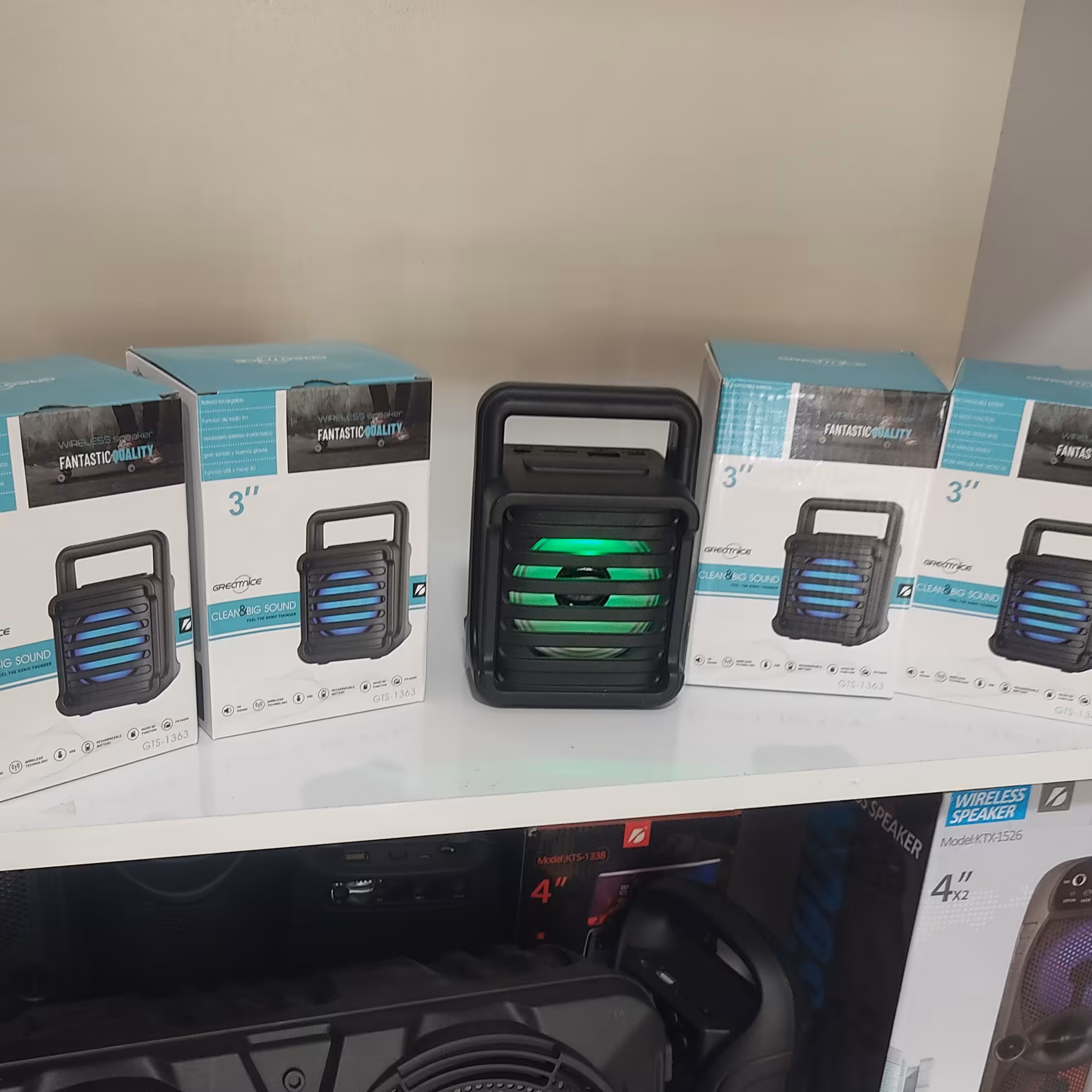 اسپیکر چمدانی 