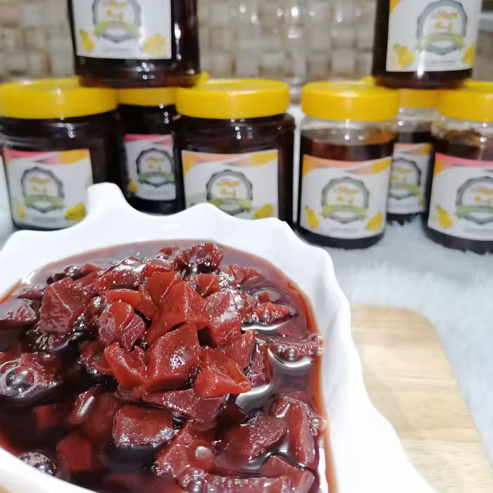 مربای به خانگی باعطر وطعم بی نظیر خالص وبدون هیچ مواد افزودنی