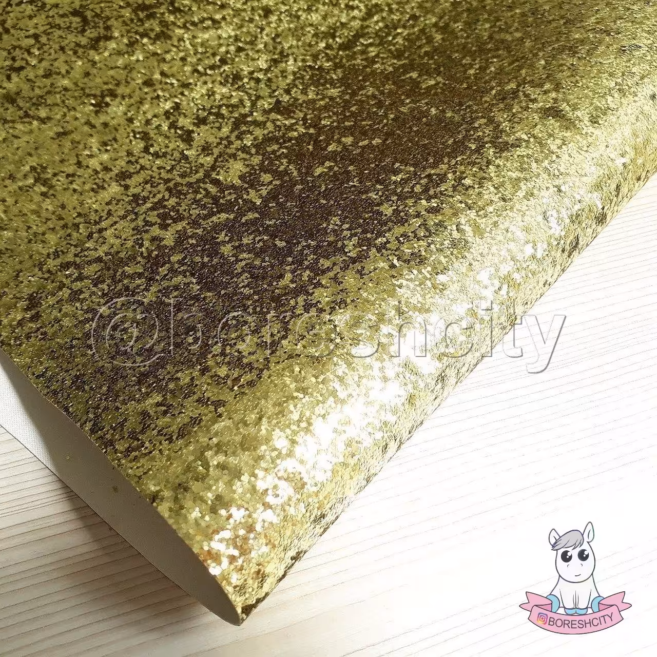 چرم اکلیلی پولک درشت طلایی (20در30 سانت)