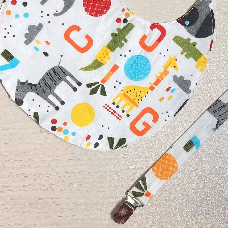 پیشبند و بند پستونک نوزاد و کودک  طرحدار   در طرح ها مختلف