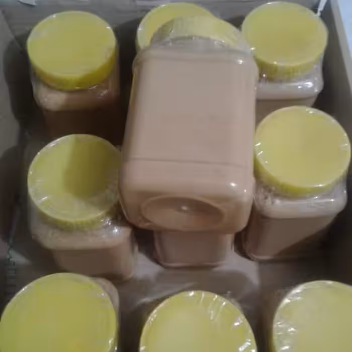 کره بادام زمینی 400 گرمی خالص و طبیعی .