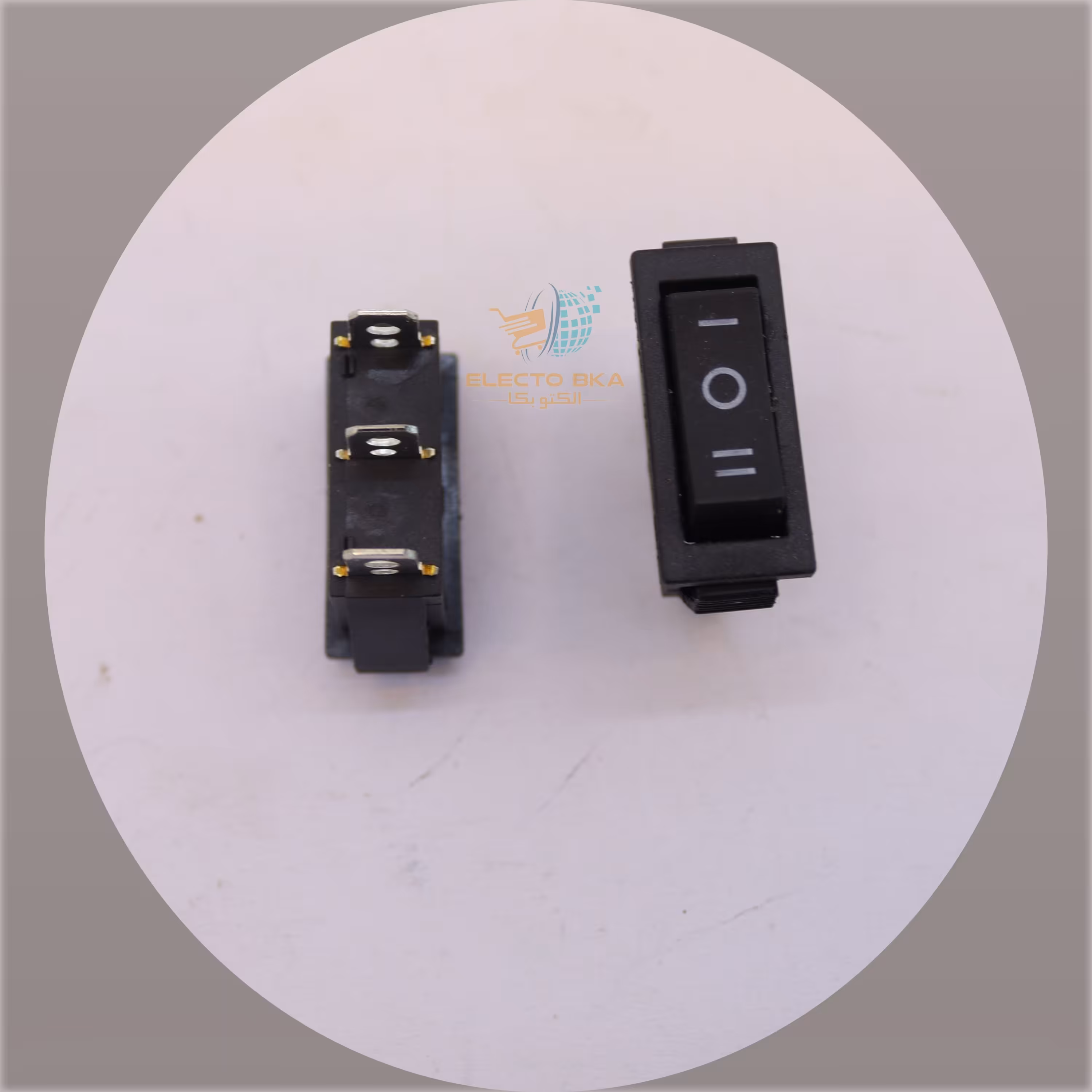 کلید راکر باریک (وسط خاموش) مشکی - پخش عمده لوازم برقی الکتوبکا 1867