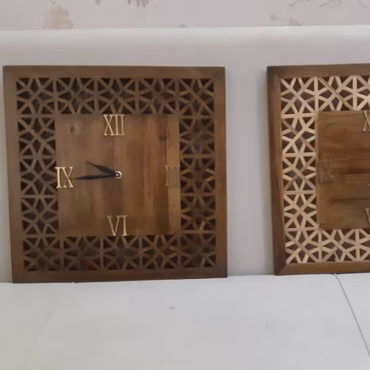 ساعت دیواری گره چینی