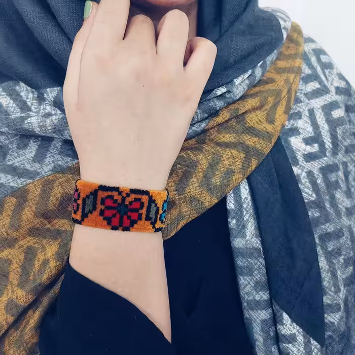 دستبند بافت طرح سیب لِتی(سیب نصفه)