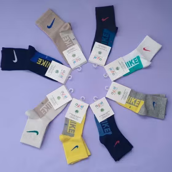 جوراب پسرانه نیم پا  سایز 3تا6 جنس نخ پنبه خارجی(کتان)