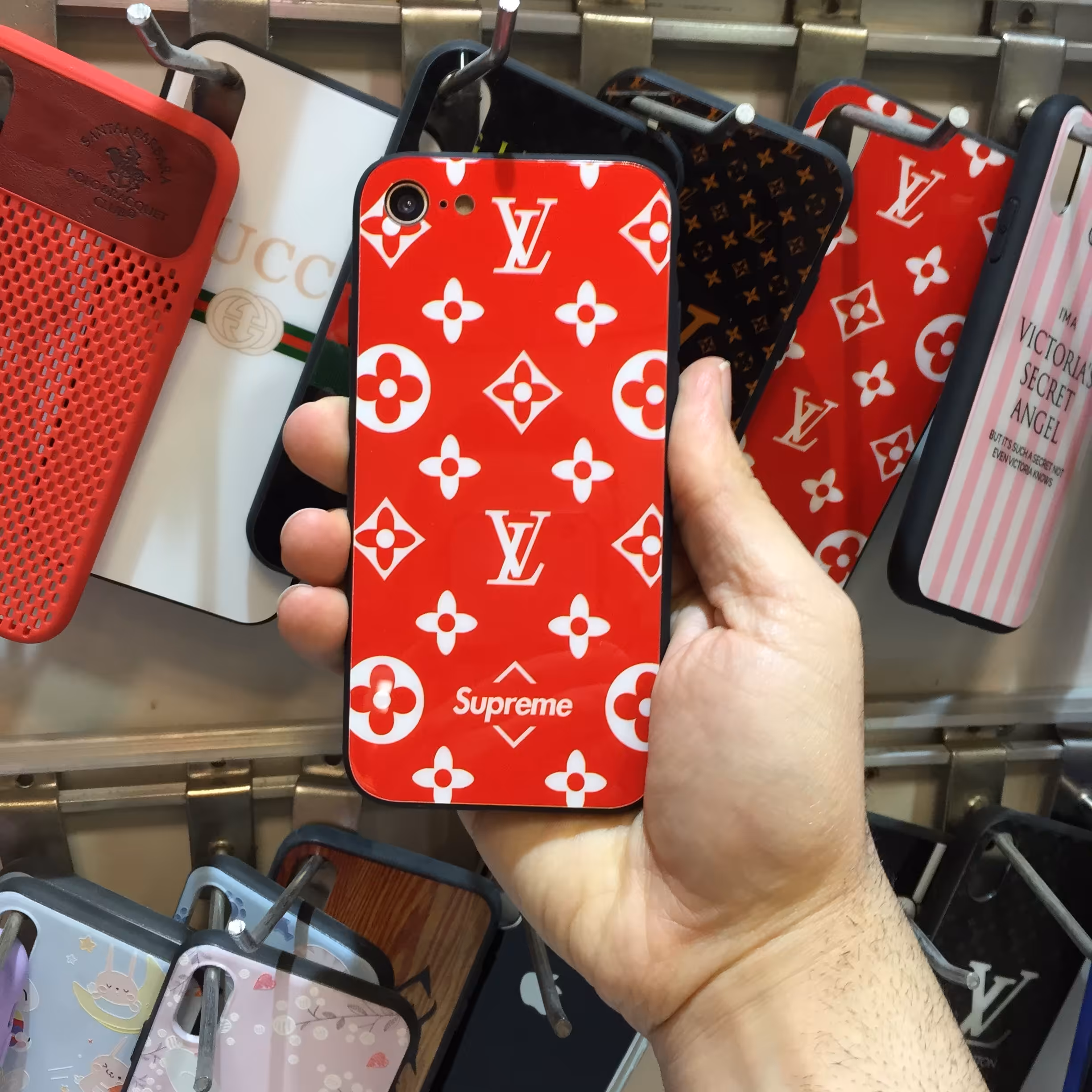 کاور موبایل آیفون 7و 8 وse2020