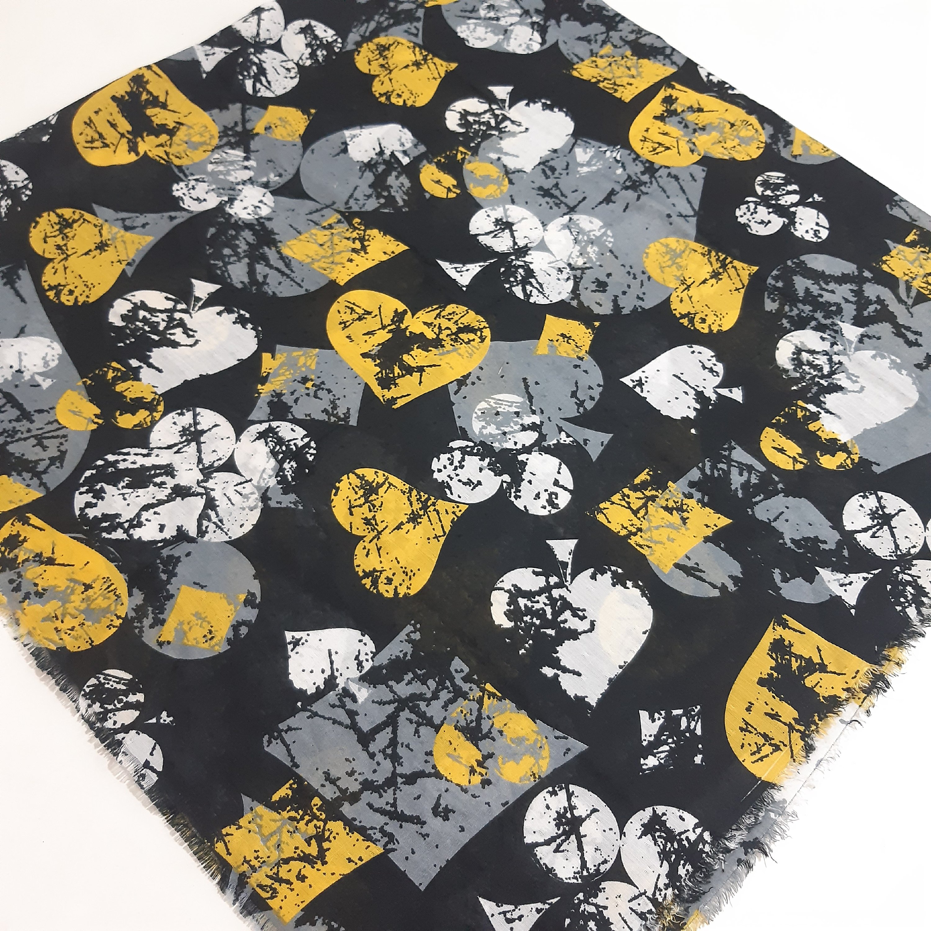 روسری نخی بلند