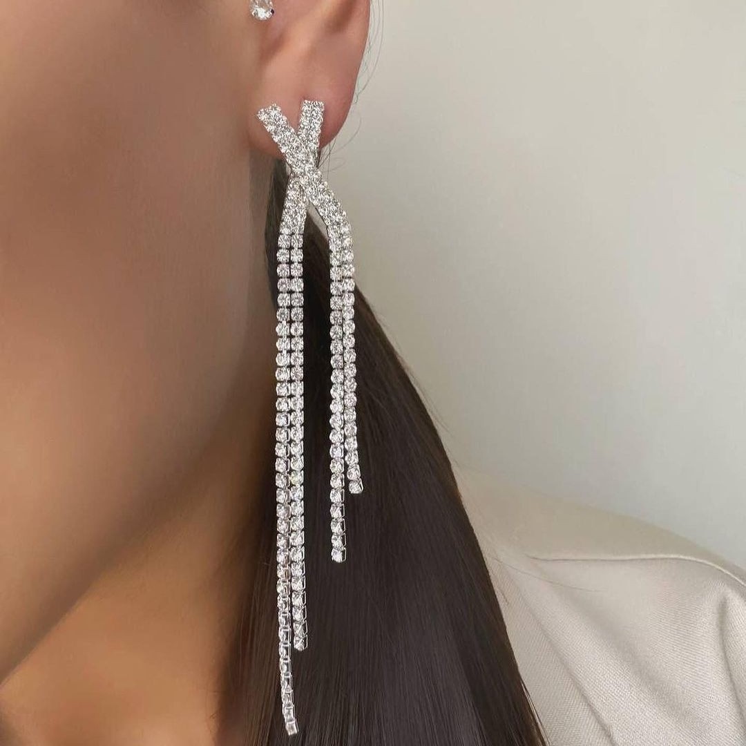 گوشواره ضربدری نگین کریستال