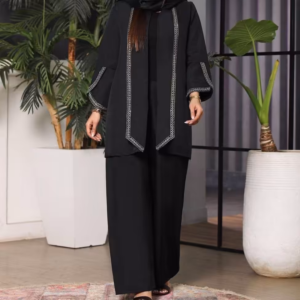 کت و شلوار مشکی جنس مکانیک پرشین فری سایز از 38 تا 46 ارسال رایگان 