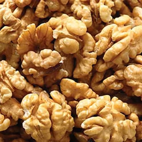 مغز گردو سفید امساله 1401 بسته 500 گرمی ارسال رایگان