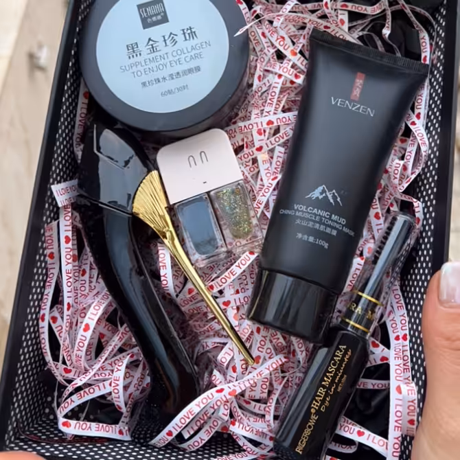 پک کادویی ولنتاین با جعبه مشکی