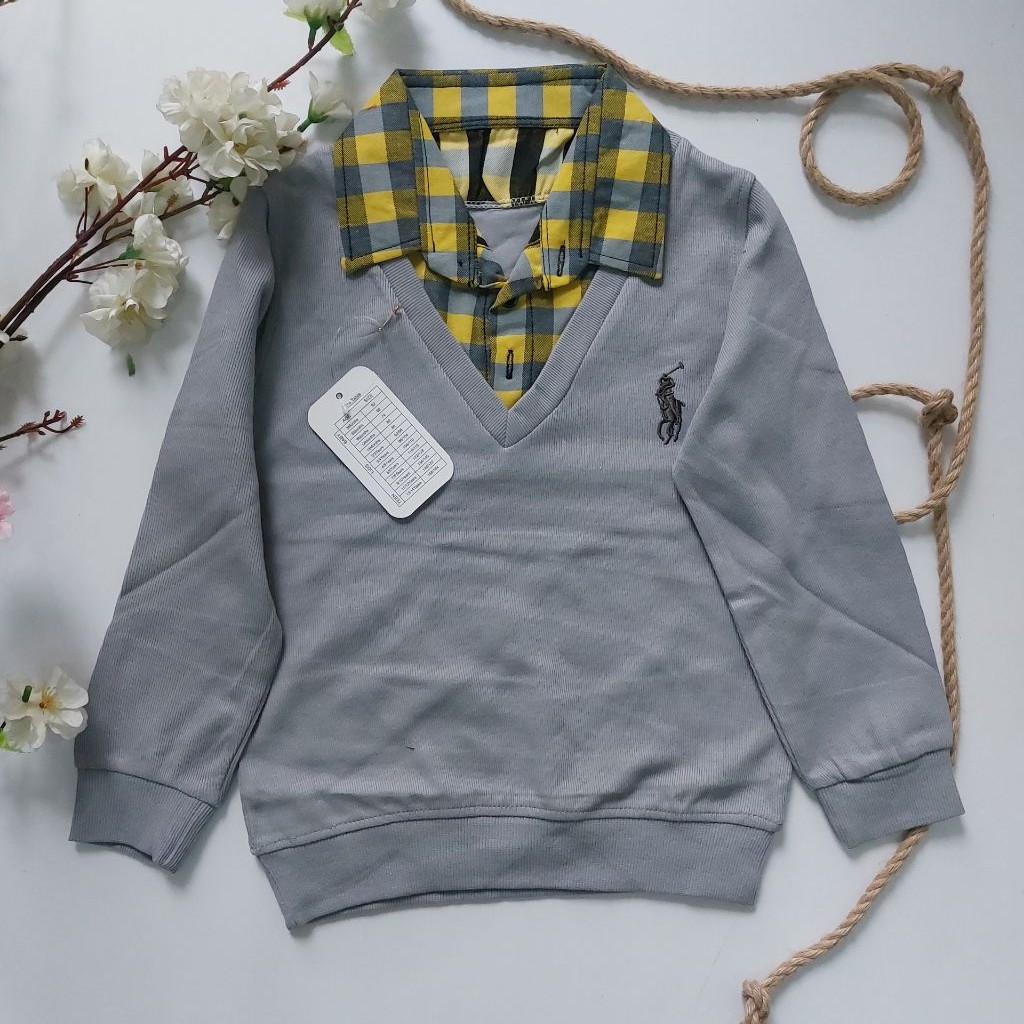 بلوز دو یقه آستین بلند 
جنس کبریتی 
در سایز  70 مناسب  نوجوان تا سایز لارج مردانه 