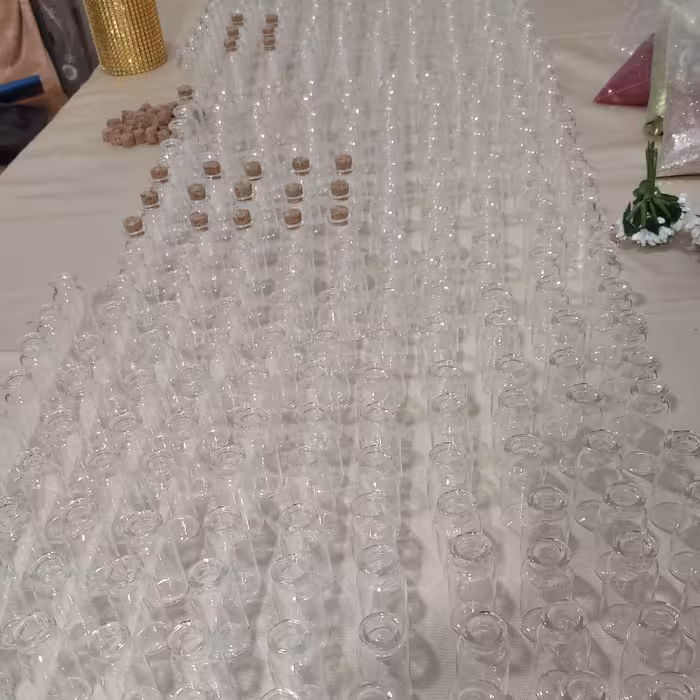 شیشه ویال مناسب برای گیفت و یادبود با بالاترین کیفیت شیشه