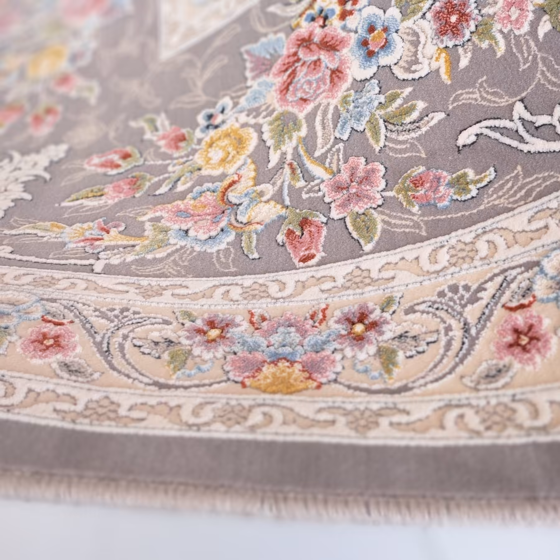 فرش اکرلیک 6 متری 1200 شانه طرح دلوین رنگ نقره ای کد A101