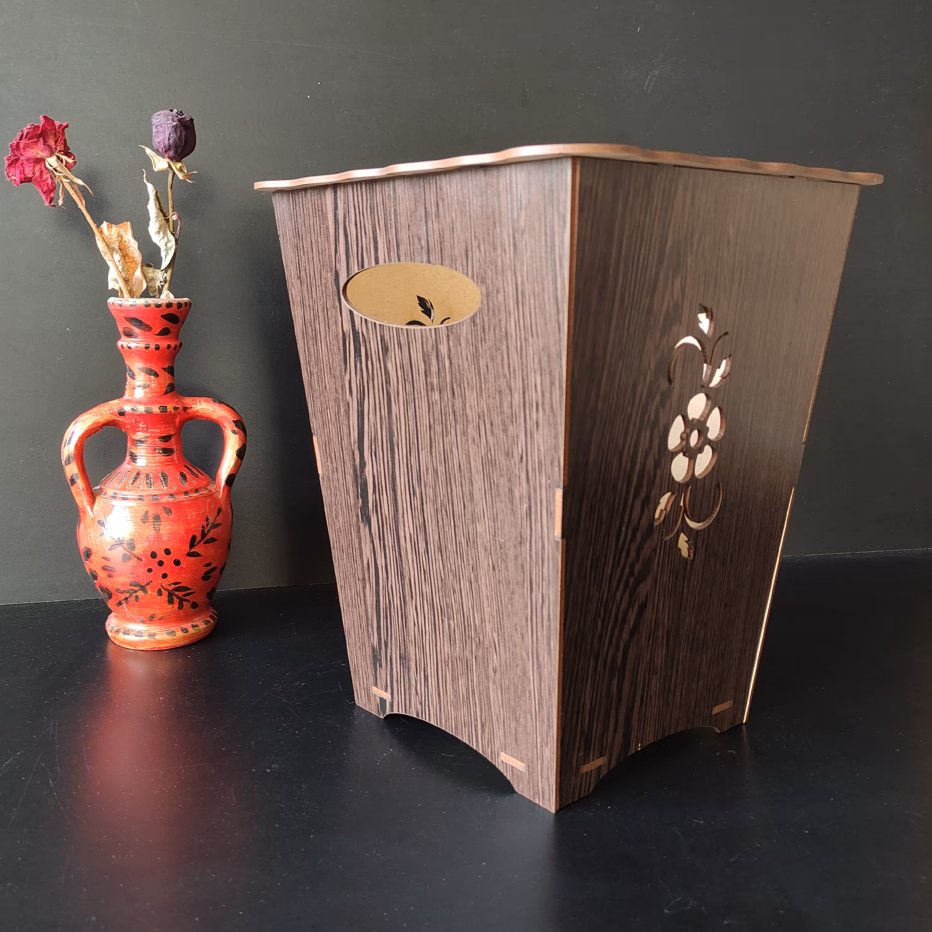 سطل آشغال طرح وینگه