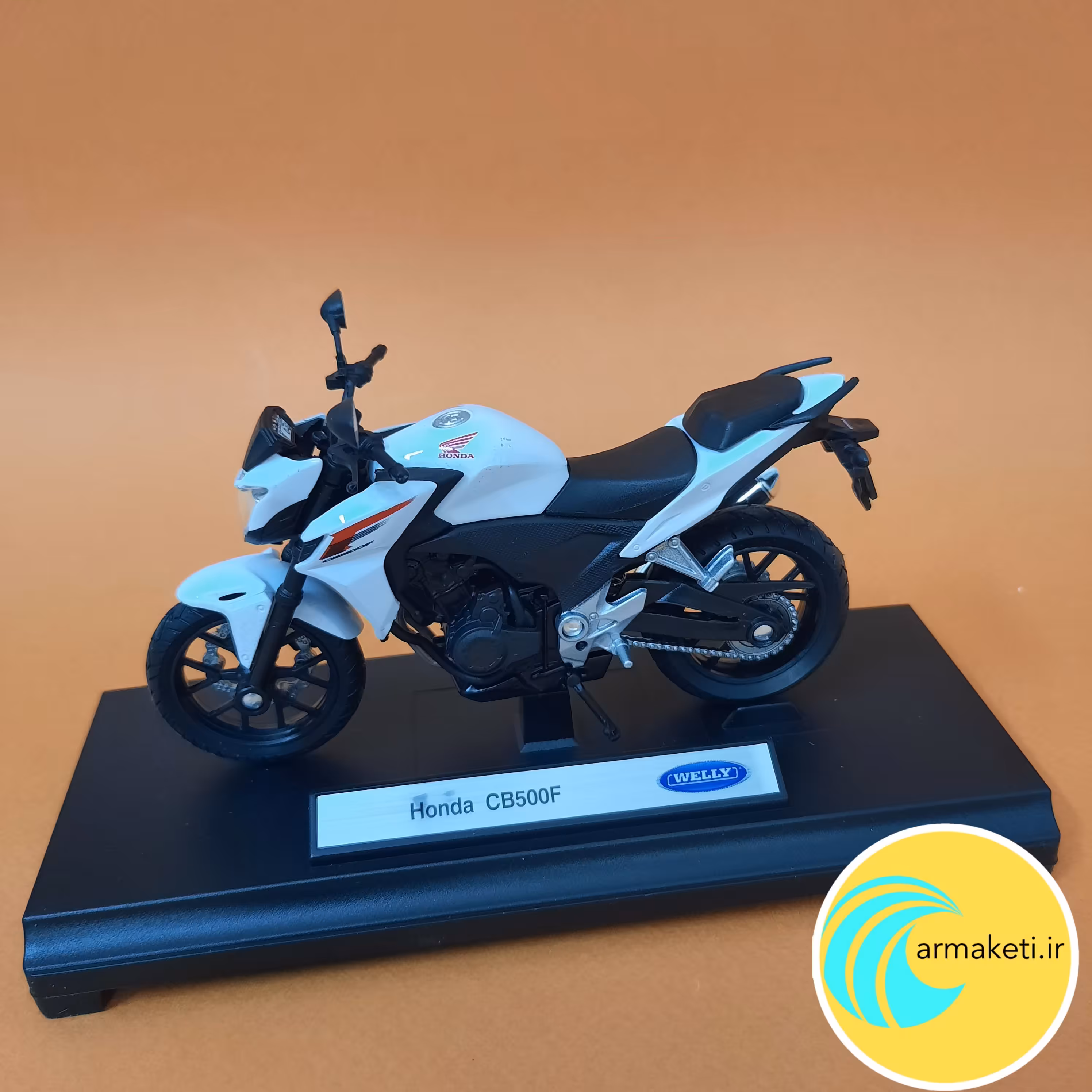 ماکت موتور هیوندا فلزی سفید ویلی