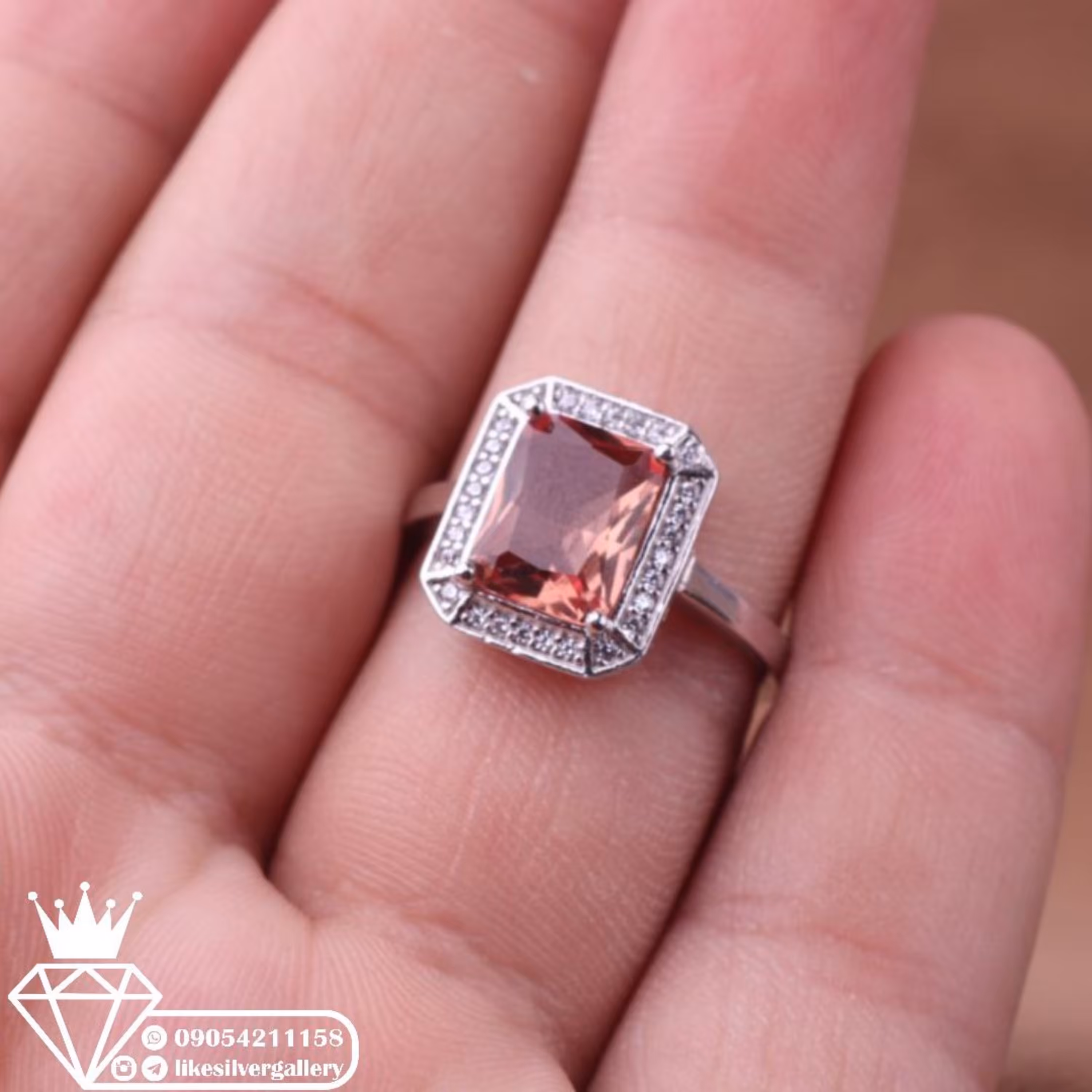 انگشتر زنانه الکساندریت جواهری نقره با روکش طلا سفید 5 گرم ارسال رایگان