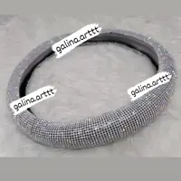 دور فرمان نگین کاری شده هفت رنگ مناسب برای اکثر خودروهای سواری با فرمان گرد،مناسب فرمون های دی کات نمی باشد
