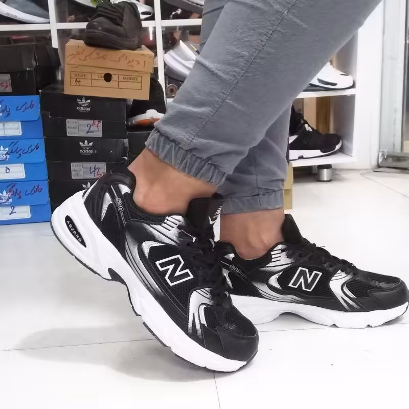 کتونی نیوبالانس ویتنام