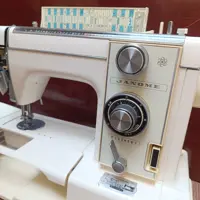 چر خ خیاطی ژانومه 815 ساخت  ژاپن ماکو نیمه صنعتی بدنه آهنی فوق سنگین با قاب (پس کرایه)