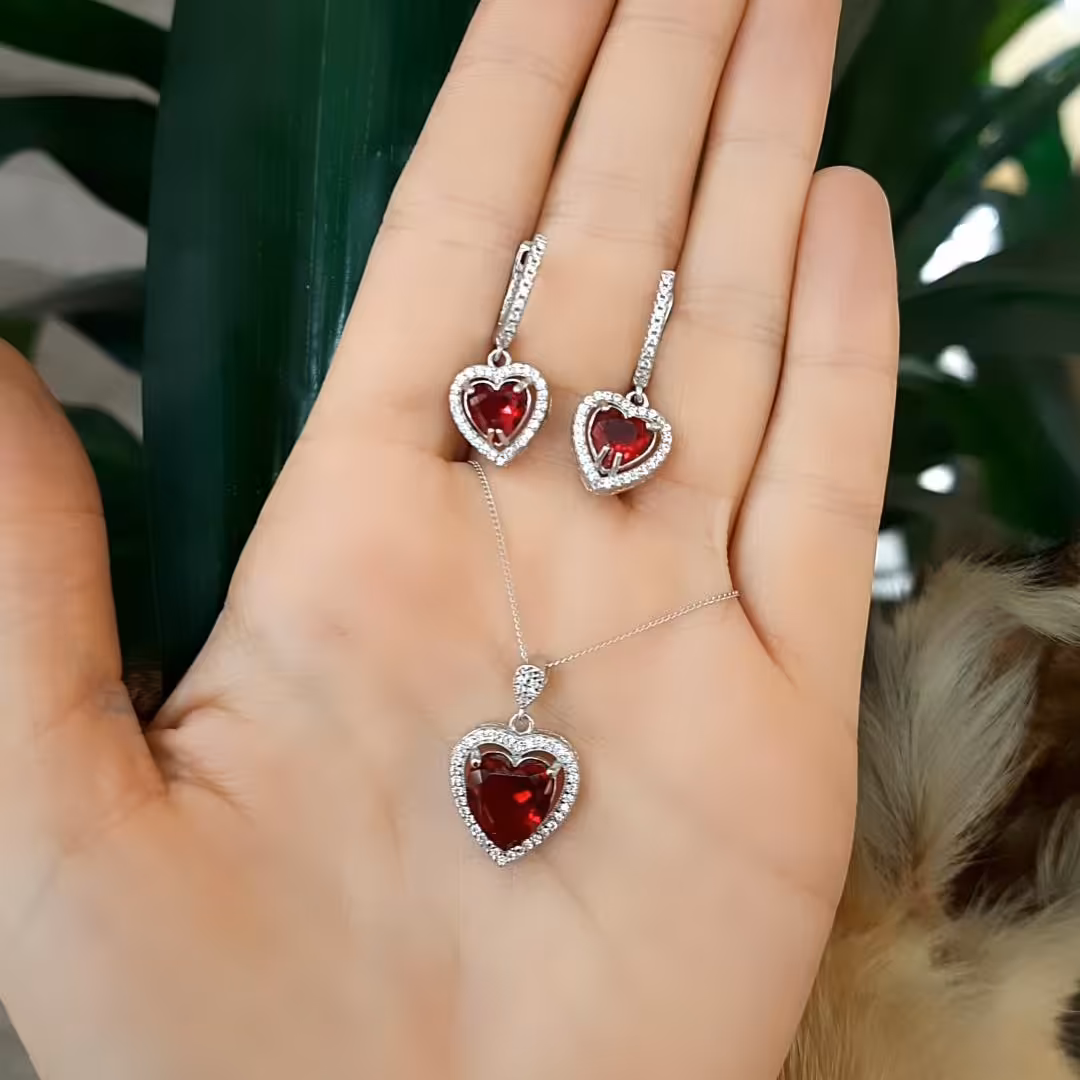 نیم ست نقره قلب. قیمت بدون زنجیر. قرمز کد 033