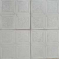 موزاییک پلیمری طرح شبستان . رنگ بندی طوسی و سفیدو  قرمز و زرد. سایز 40 در 40 سانتیمتر