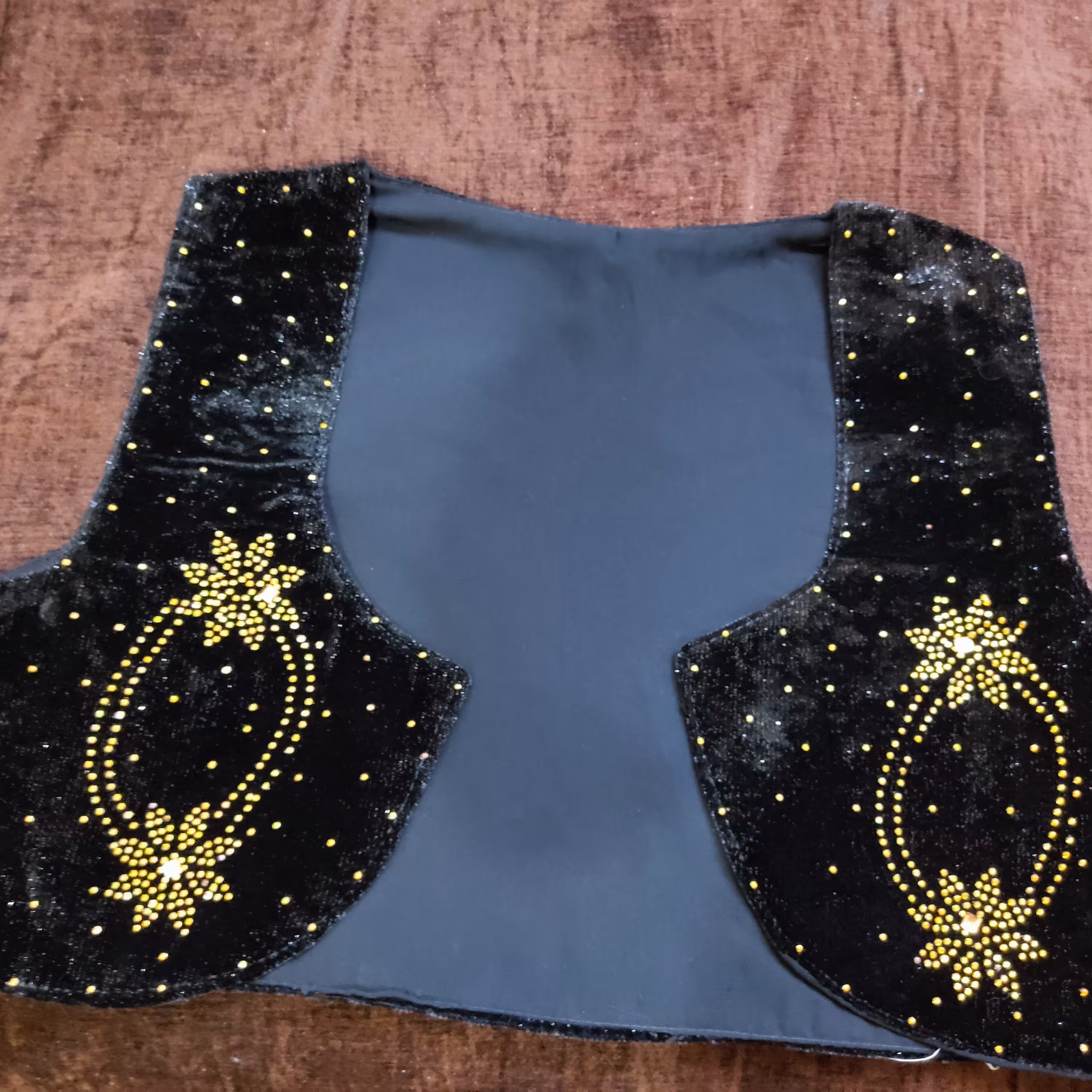 جلیقه ی طرح دار سنتی (پس کرایه)  