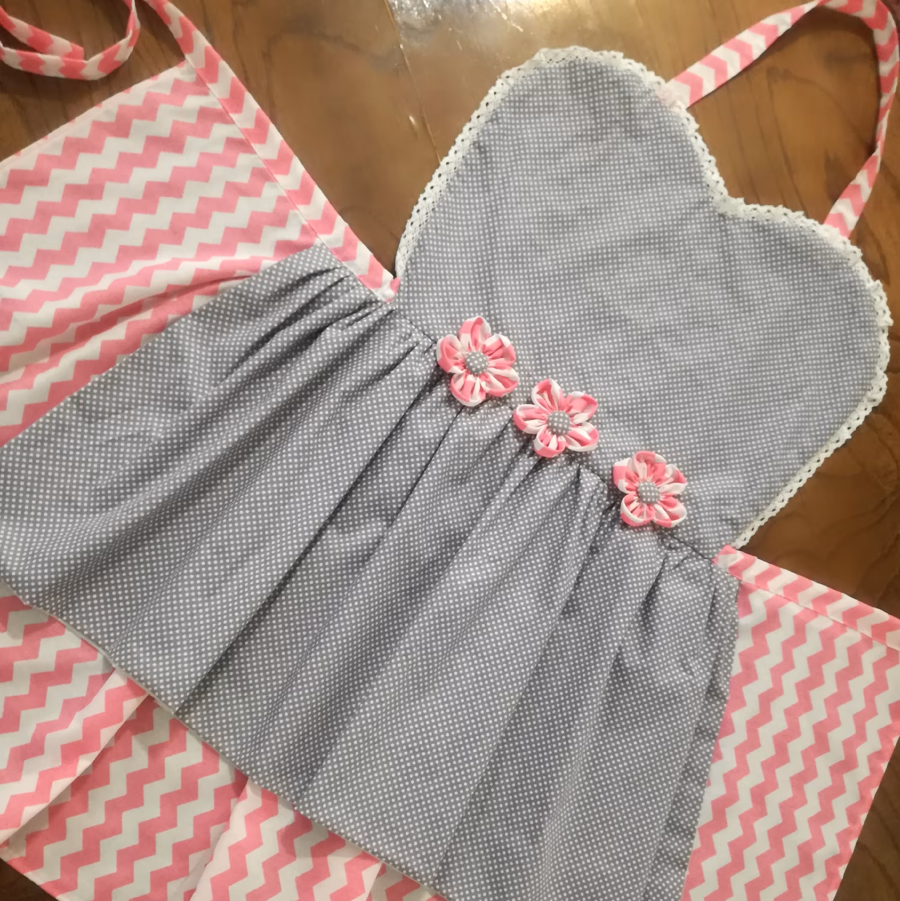 پیشبند  با لایه ضد آب