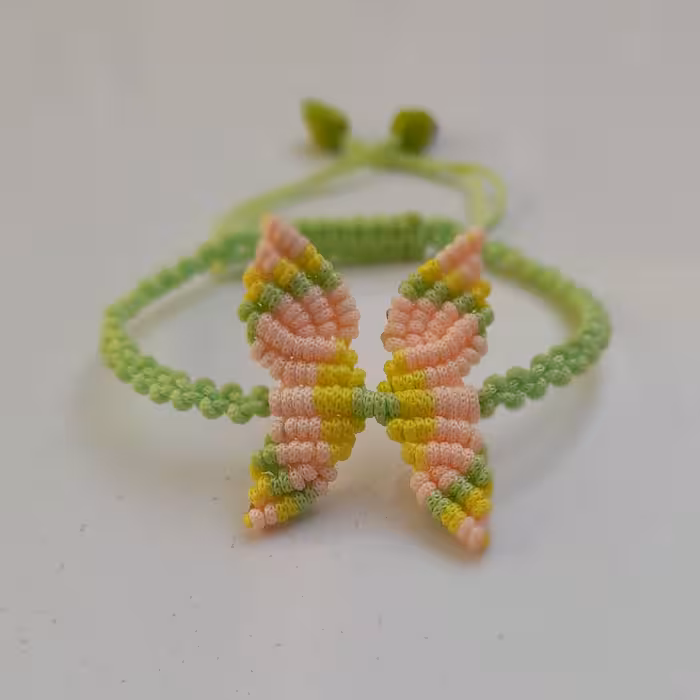 دستبند پروانه ای 