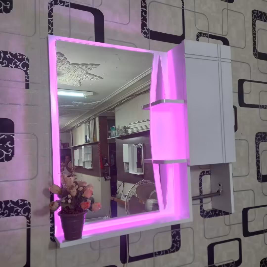 آینه و باکس فومیزه LED دار سایز 60