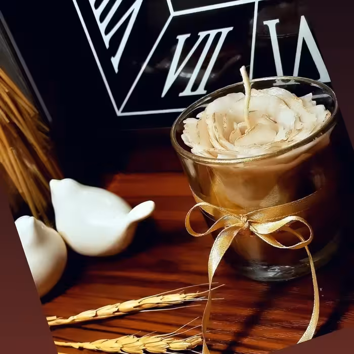 شمع گل رز دست ساز معطر