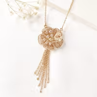 نیم ست زنانه طرح گل و پایین ریش کد 3013