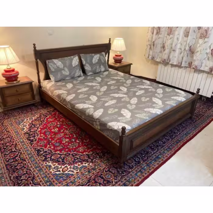 ملحفه کشدار 3 تکه طرح سوسن تیره عرض 160