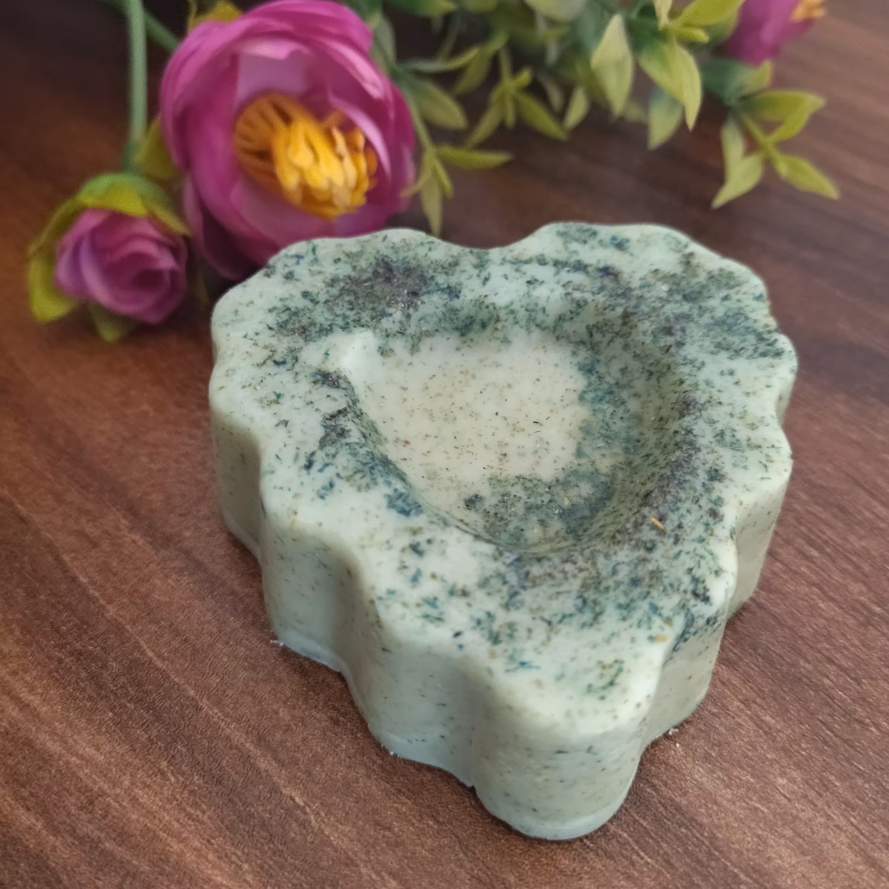 صابون طبیعی گل ختمی