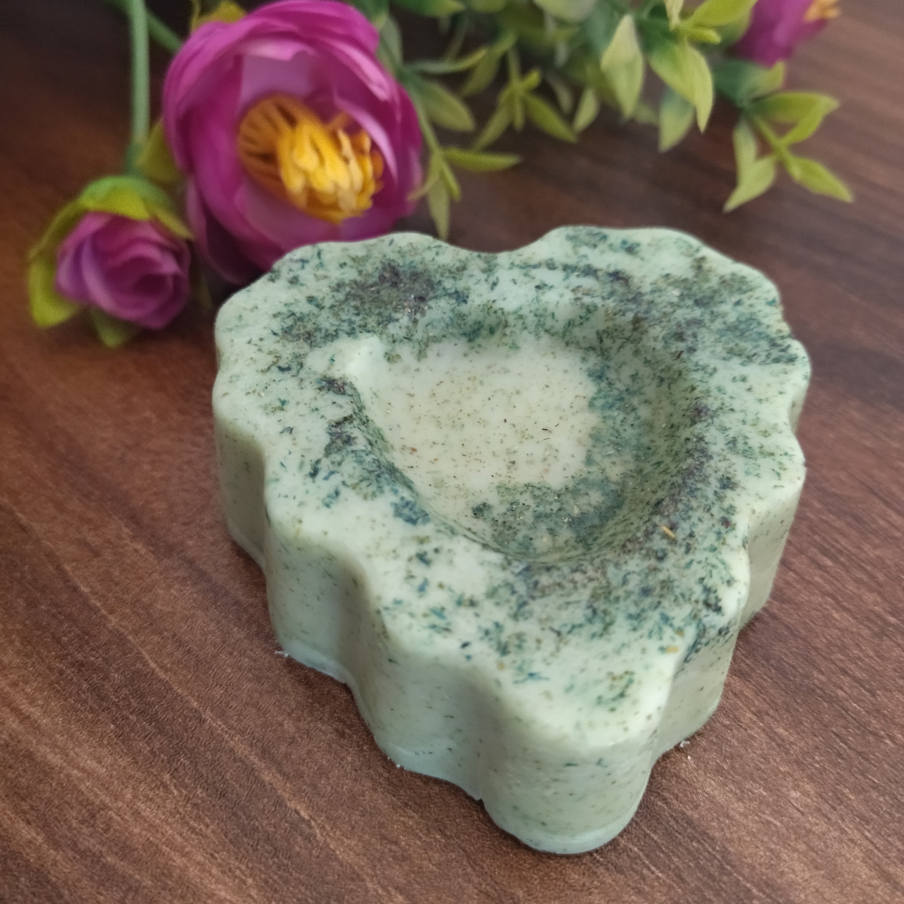 صابون طبیعی گل ختمی